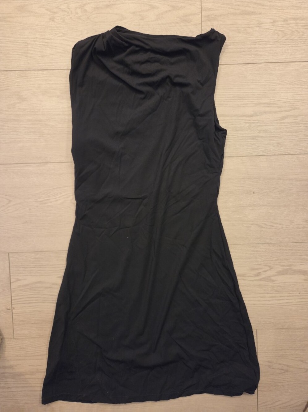 Classic Black Sleeveless Women’s Dress